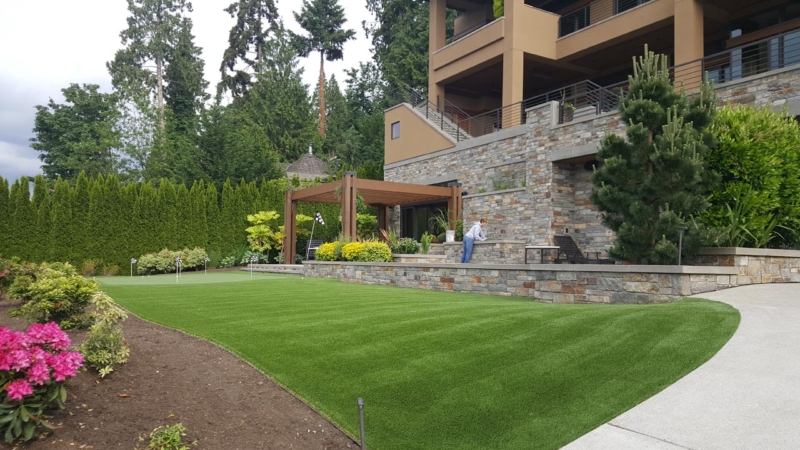 artificial-grass-for-home-5-e1559441897908